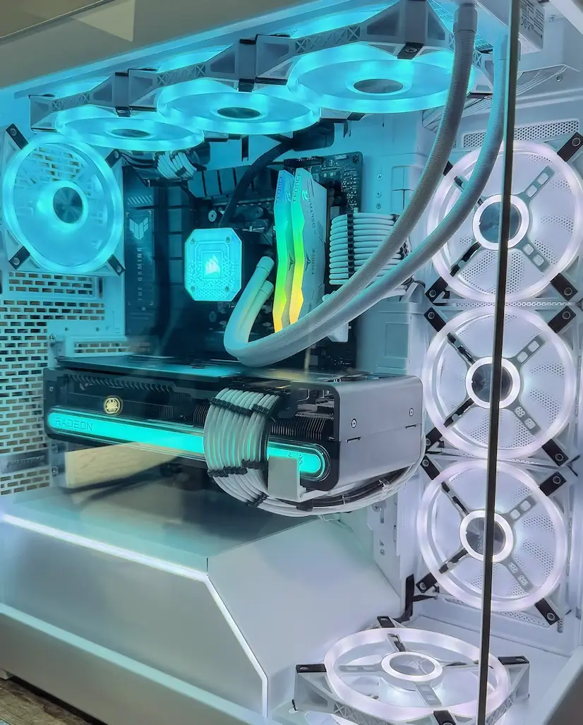 Montaje Gaming PC Phanteks Rascafría Montaje Gaming PC Phanteks Rascafría